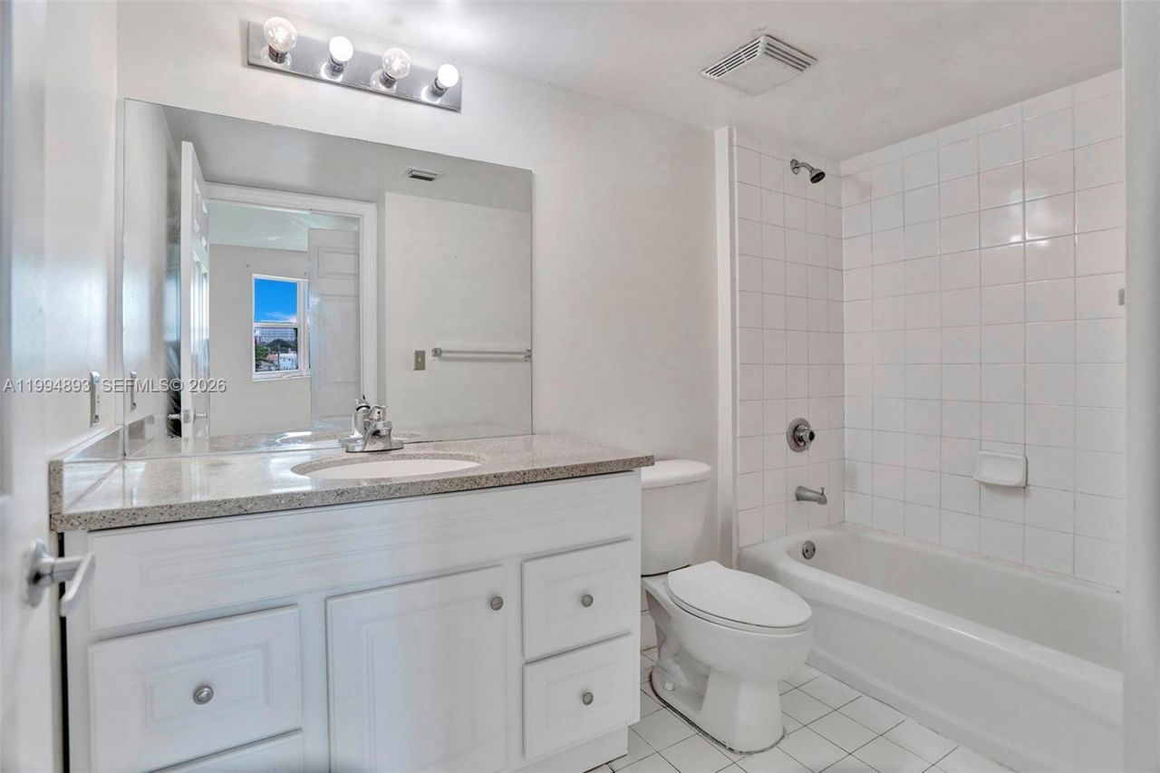 3000 Coral Way, Unit 412, Miami, FL 33145 Photo