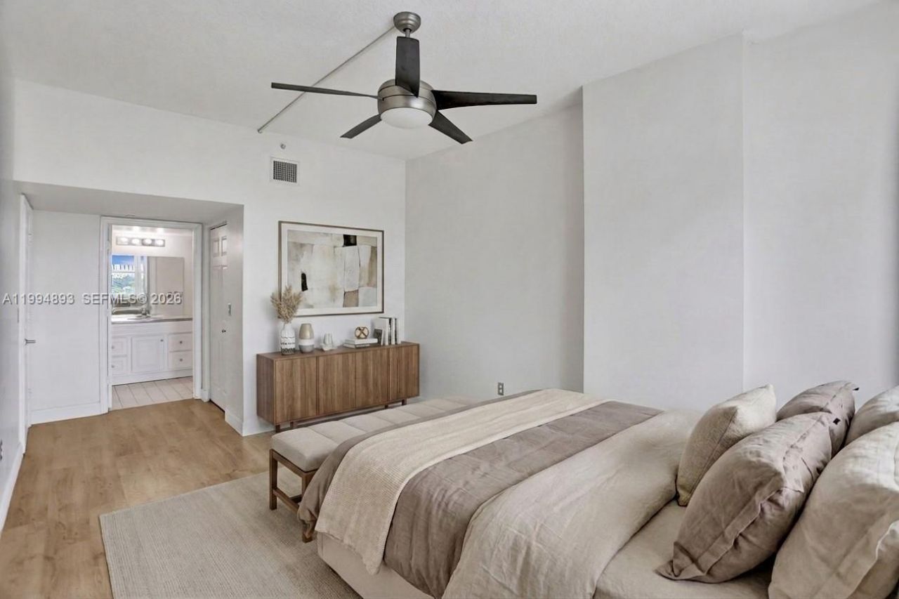 3000 Coral Way, Unit 412, Miami, FL 33145 Photo