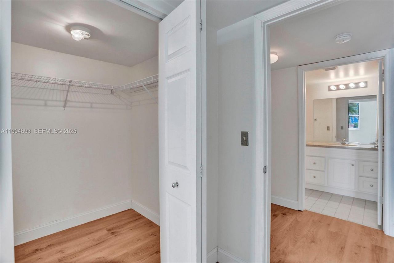 3000 Coral Way, Unit 412, Miami, FL 33145 Photo