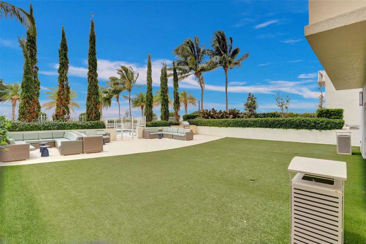 3000 Coral Way, Unit 412, Miami, FL 33145 Photo