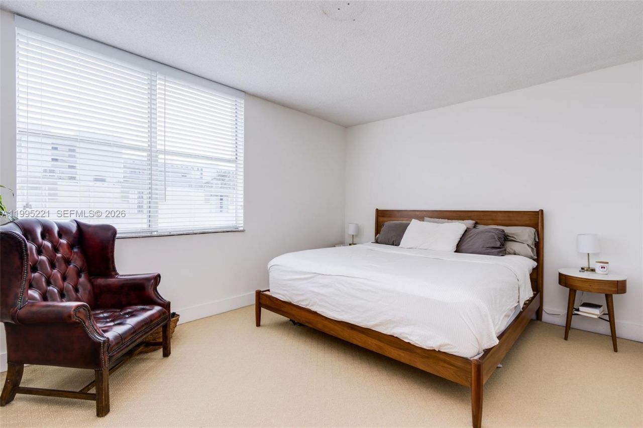 1651 NE 115th St, Unit 28C, Miami, FL 33181 Photo
