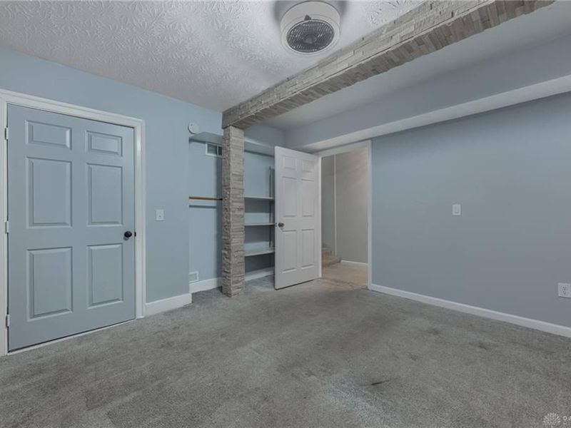 1041 Vine Street, Hamilton, OH 45011 Photo 12