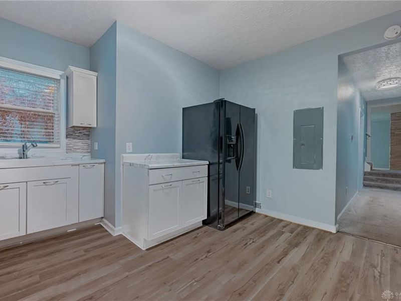 1041 Vine Street, Hamilton, OH 45011 Photo 3