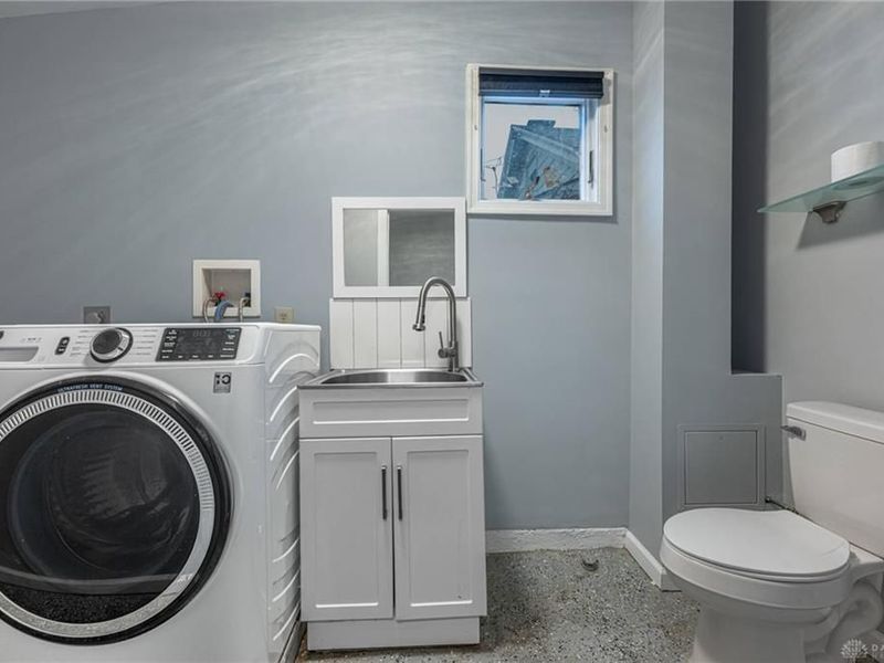 1041 Vine Street, Hamilton, OH 45011 Photo 7