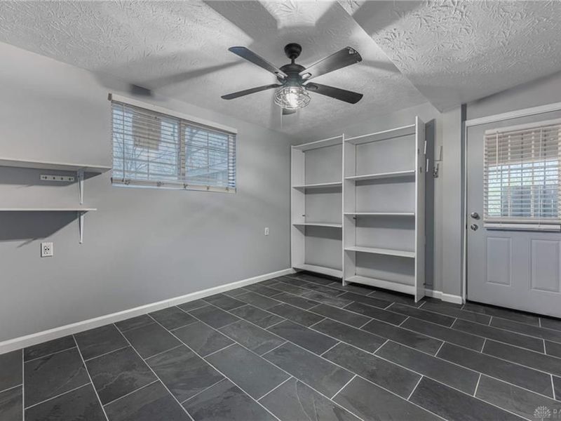 1041 Vine Street, Hamilton, OH 45011 Photo 8