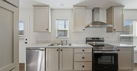 105 Fireman Row, Dayton, NV 89403 Photo