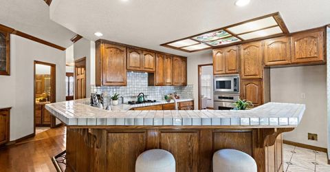 891 Shore Breeze Dr, Sacramento, CA 95831 Photo