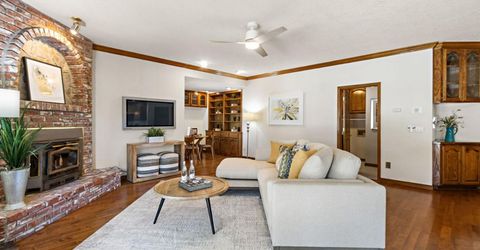 891 Shore Breeze Dr, Sacramento, CA 95831 Photo