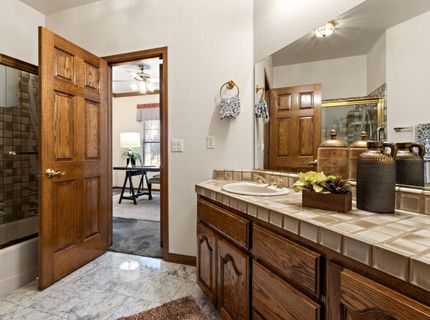 891 Shore Breeze Dr, Sacramento, CA 95831 Photo