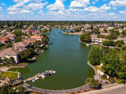 891 Shore Breeze Dr, Sacramento, CA 95831 Photo