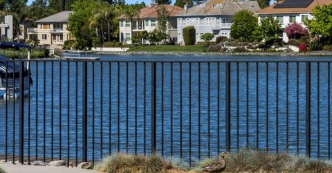 891 Shore Breeze Dr, Sacramento, CA 95831 Photo