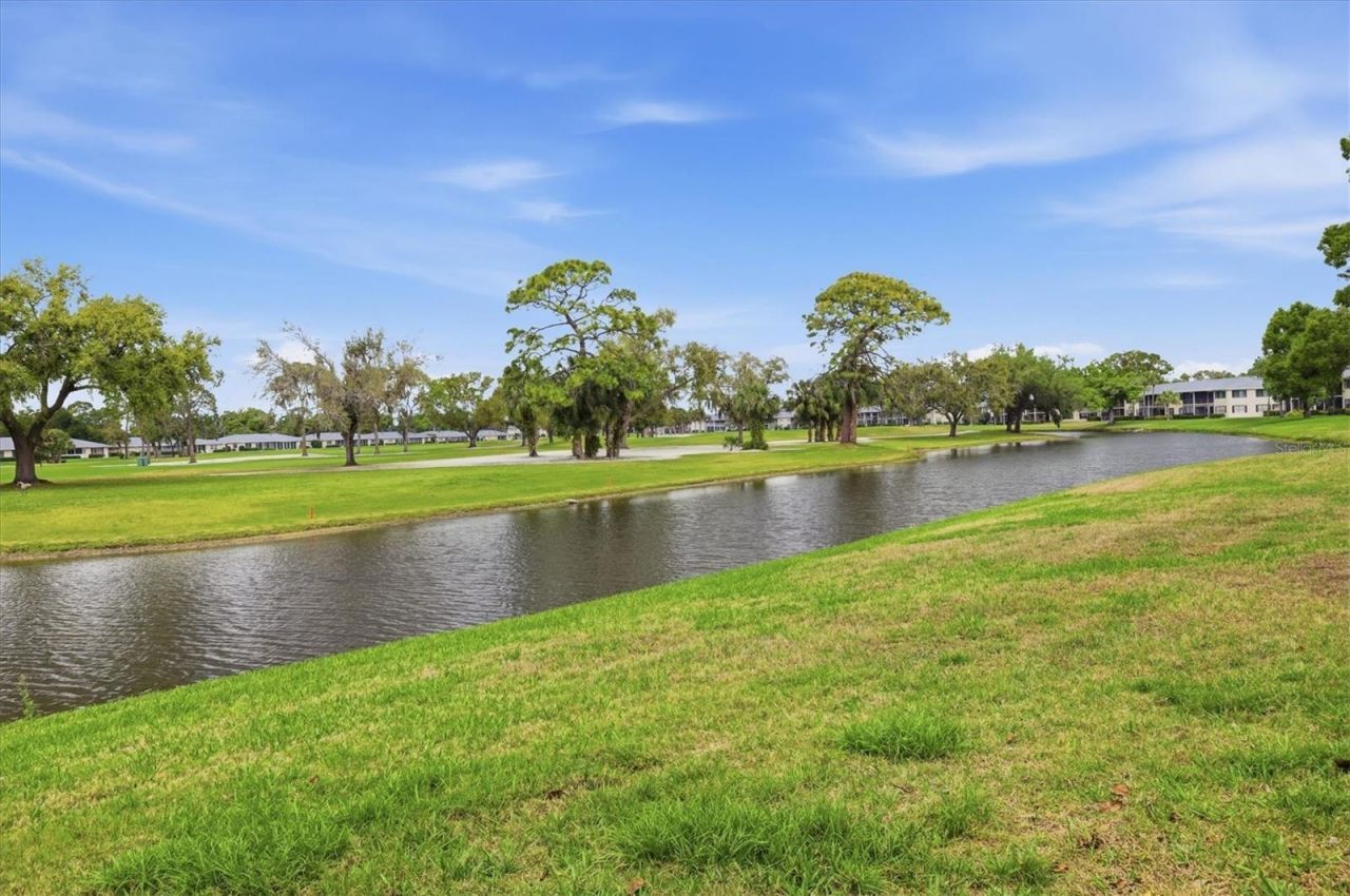 7130 Fairway Bend Lane, Unit 291, Sarasota, FL 34243 Photo