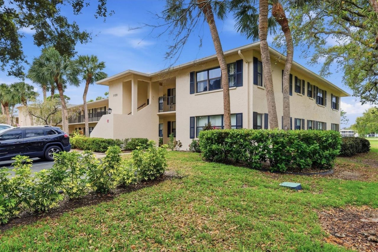 7130 Fairway Bend Lane, Unit 291, Sarasota, FL 34243 Photo