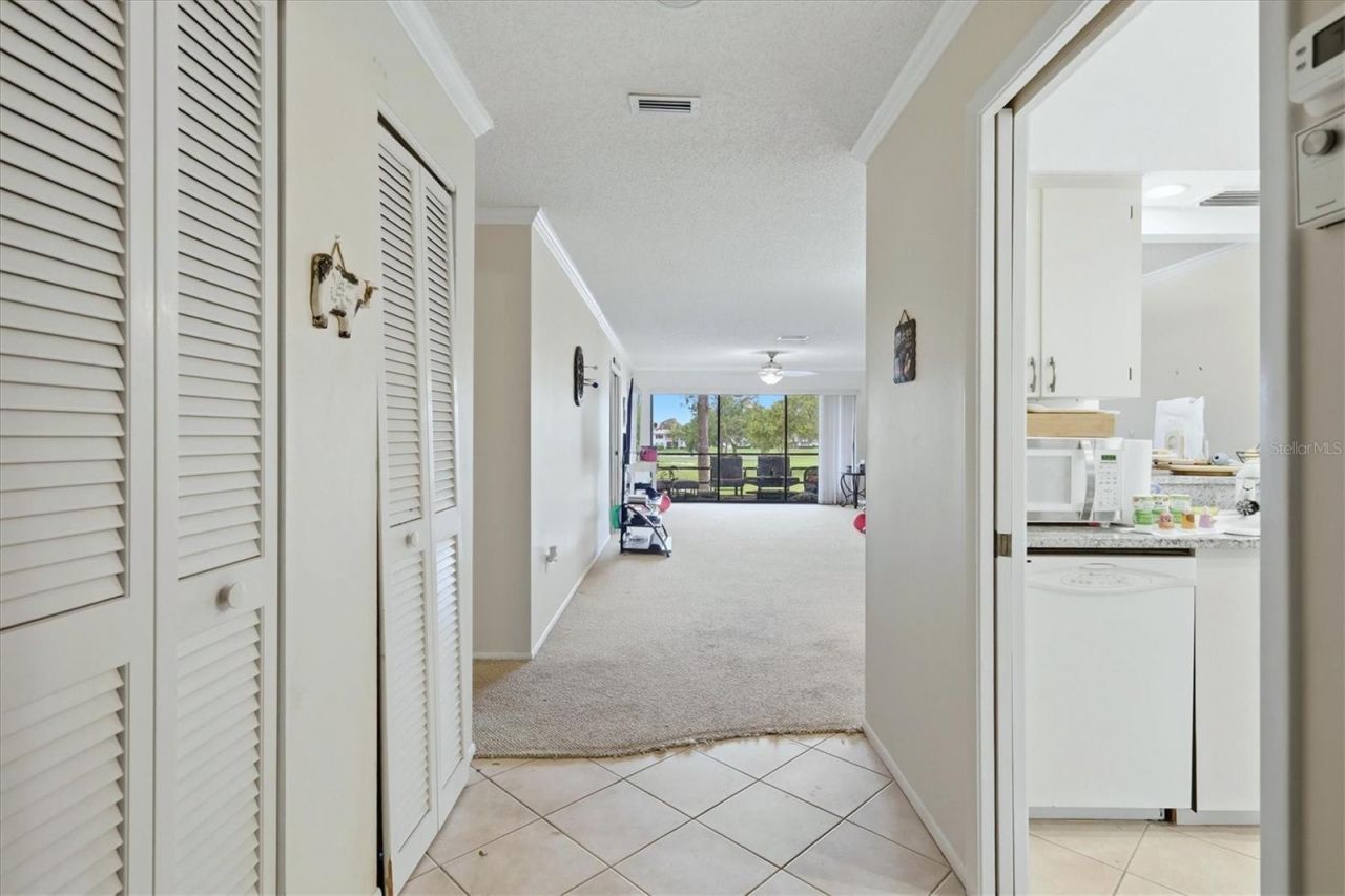 7130 Fairway Bend Lane, Unit 291, Sarasota, FL 34243 Photo
