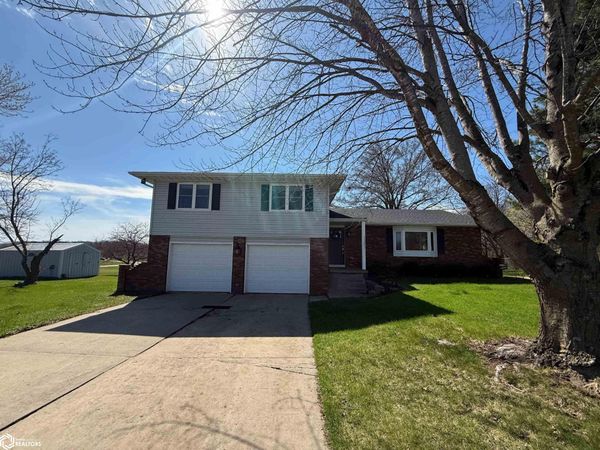 20358 E Terra Vista, Centerville, IA 52544