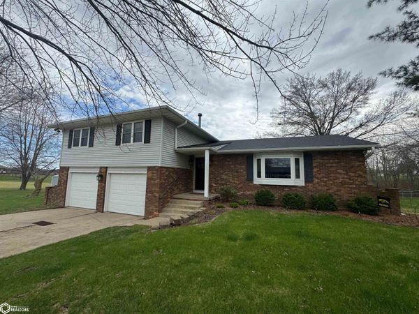 20358 E Terra Vista, Centerville, IA 52544