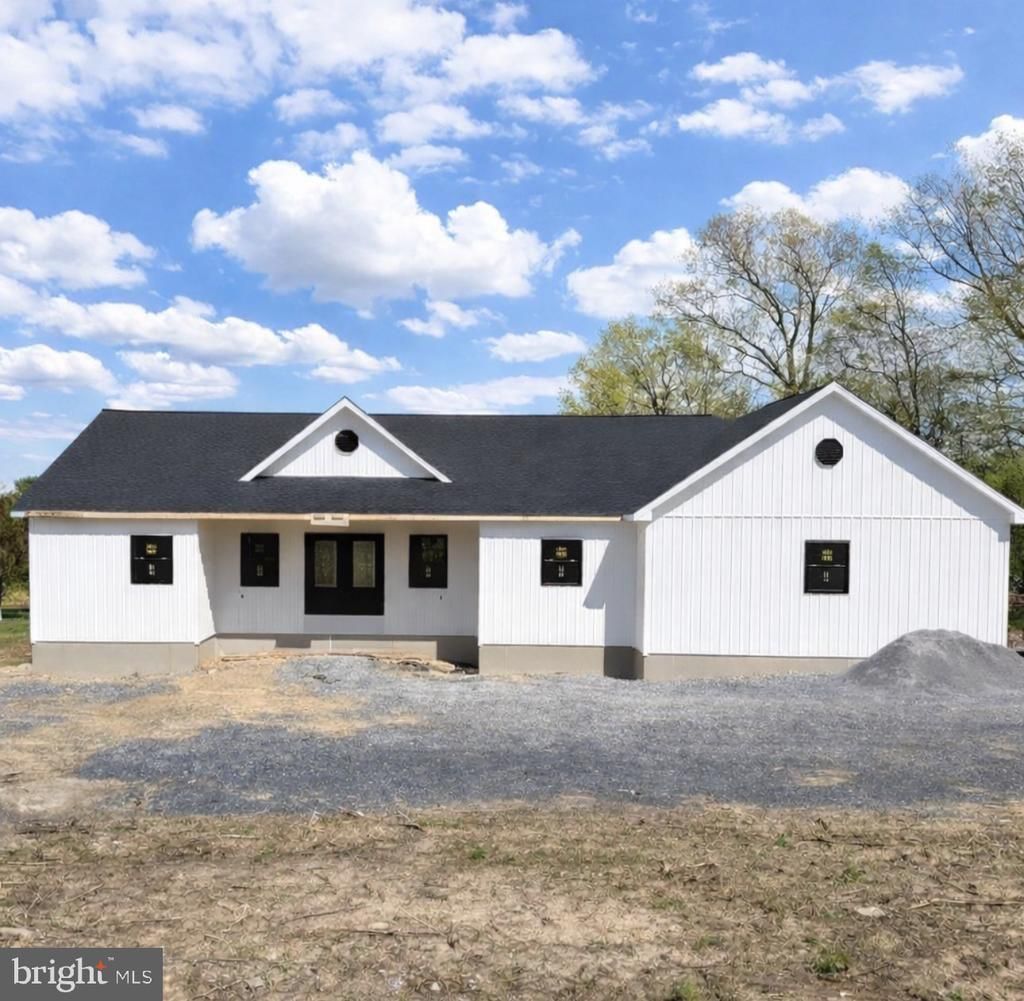 51 HOLLY ESTATES DRIVE, GARDNERS, PA 17324