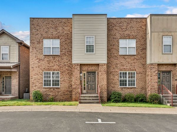 94 Promontory Ln, Clarksville, TN 37040