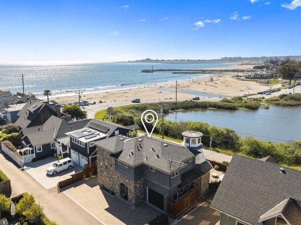 2974 E Cliff Drive , Santa Cruz, CA 95062