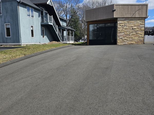 350 Farmington , Plainville, CT 06062