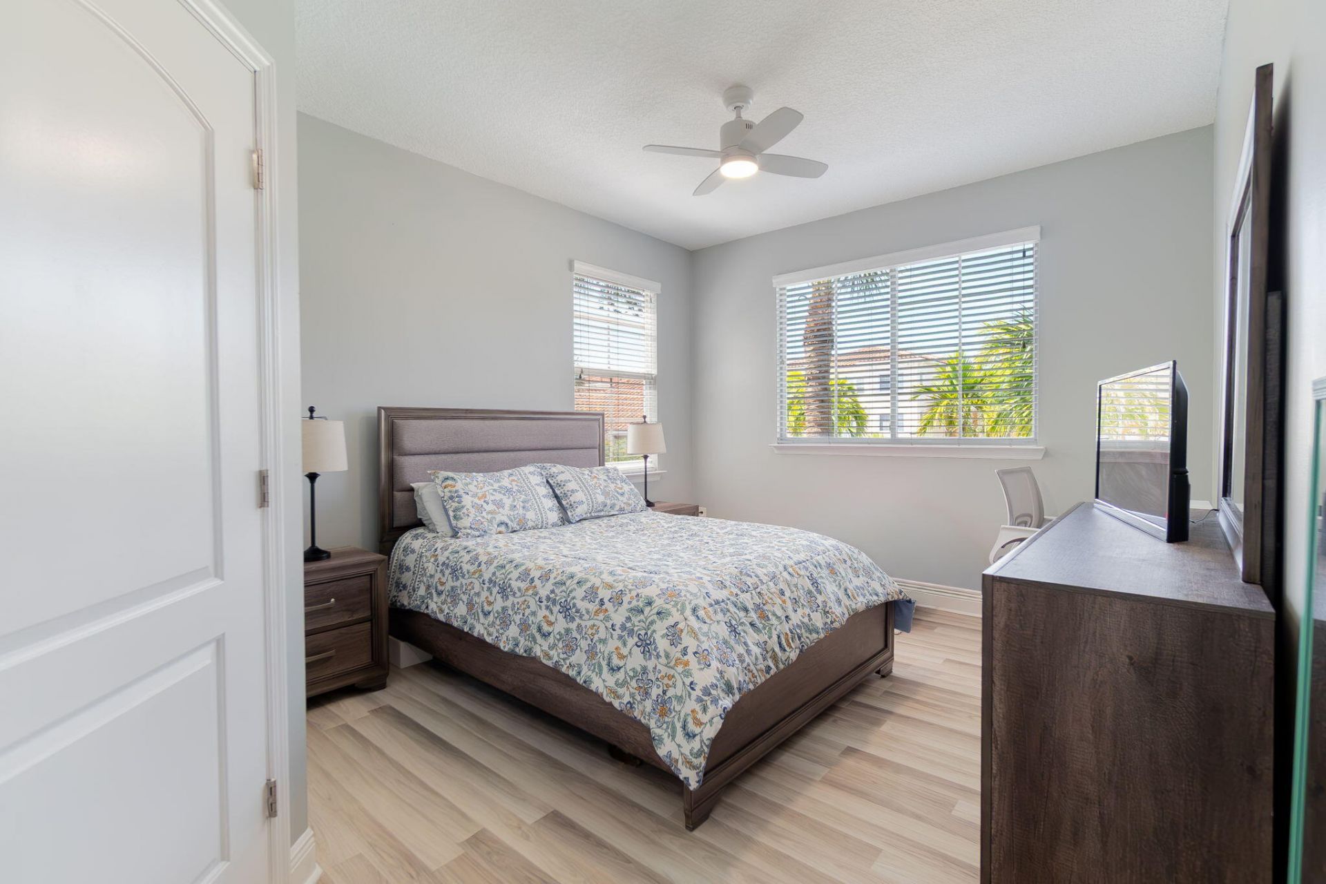 9901 Baywinds Boulevard, Unit 3202, West Palm Beach, FL 33411 Photo