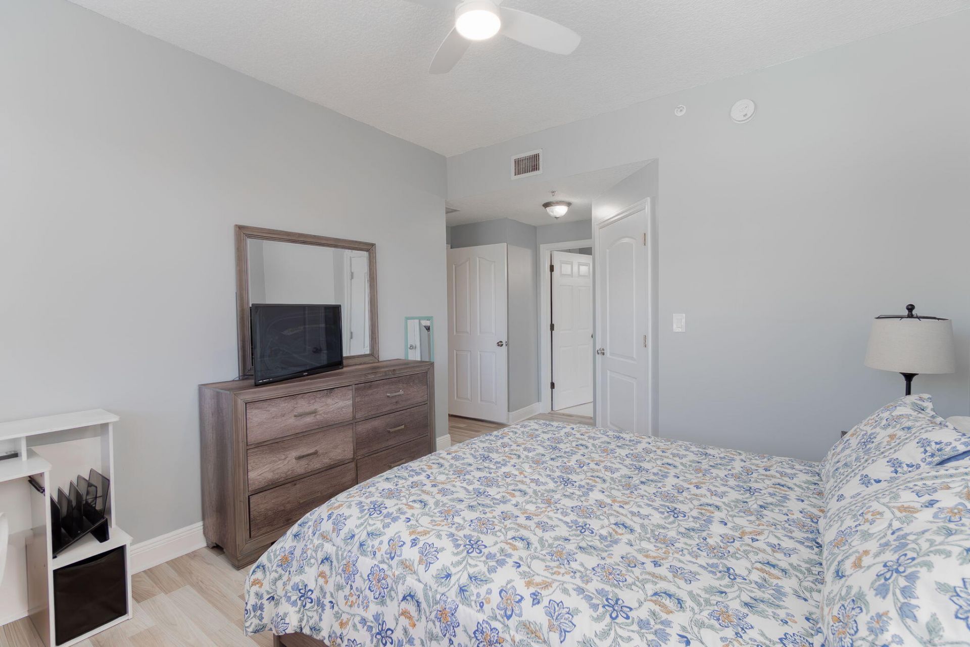 9901 Baywinds Boulevard, Unit 3202, West Palm Beach, FL 33411 Photo