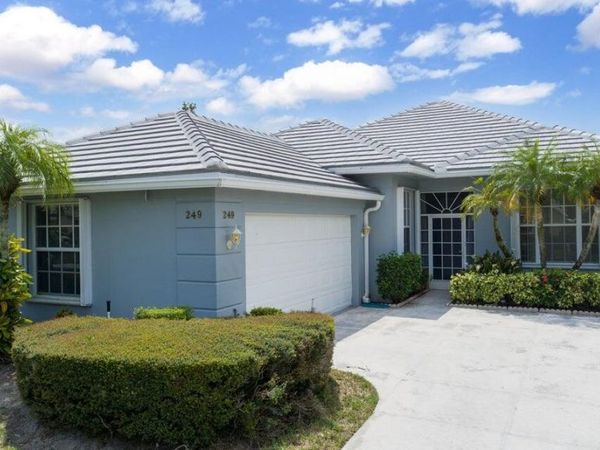 249 NW Bentley Circle, Port St. Lucie, FL 34986