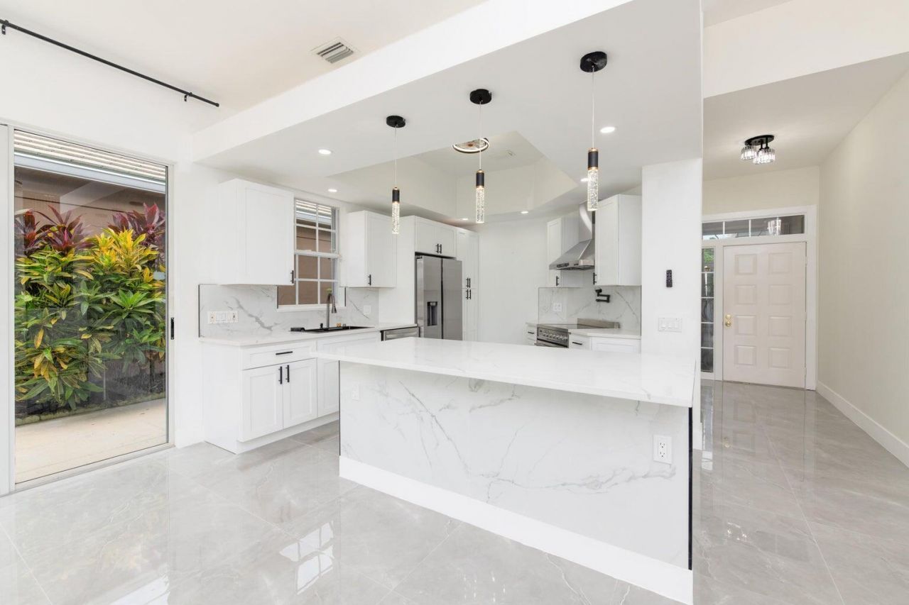 249 NW Bentley Circle, Port Saint Lucie, FL 34986 Photo