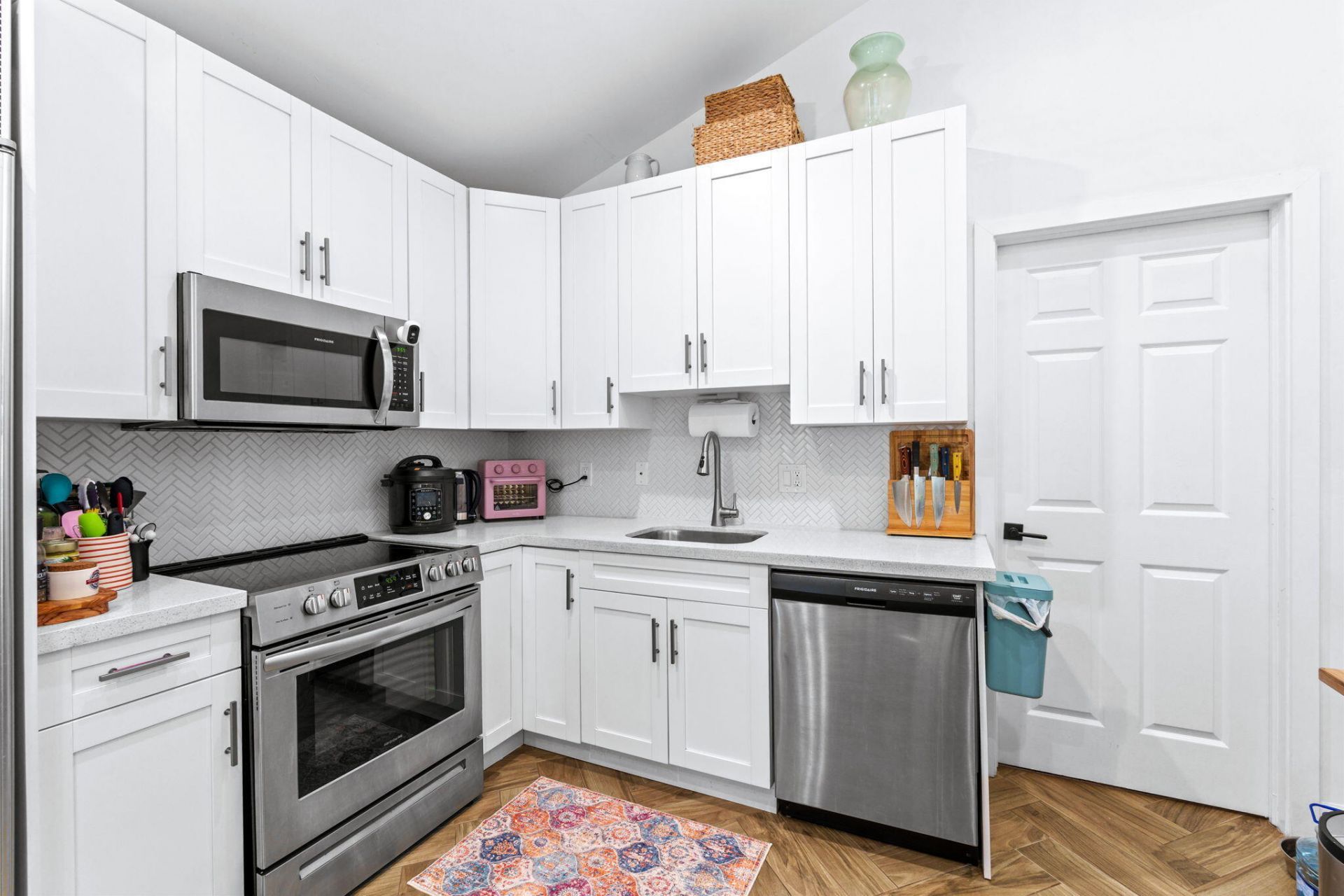 527 50th Street, West Palm Beach, FL 33407 Photo