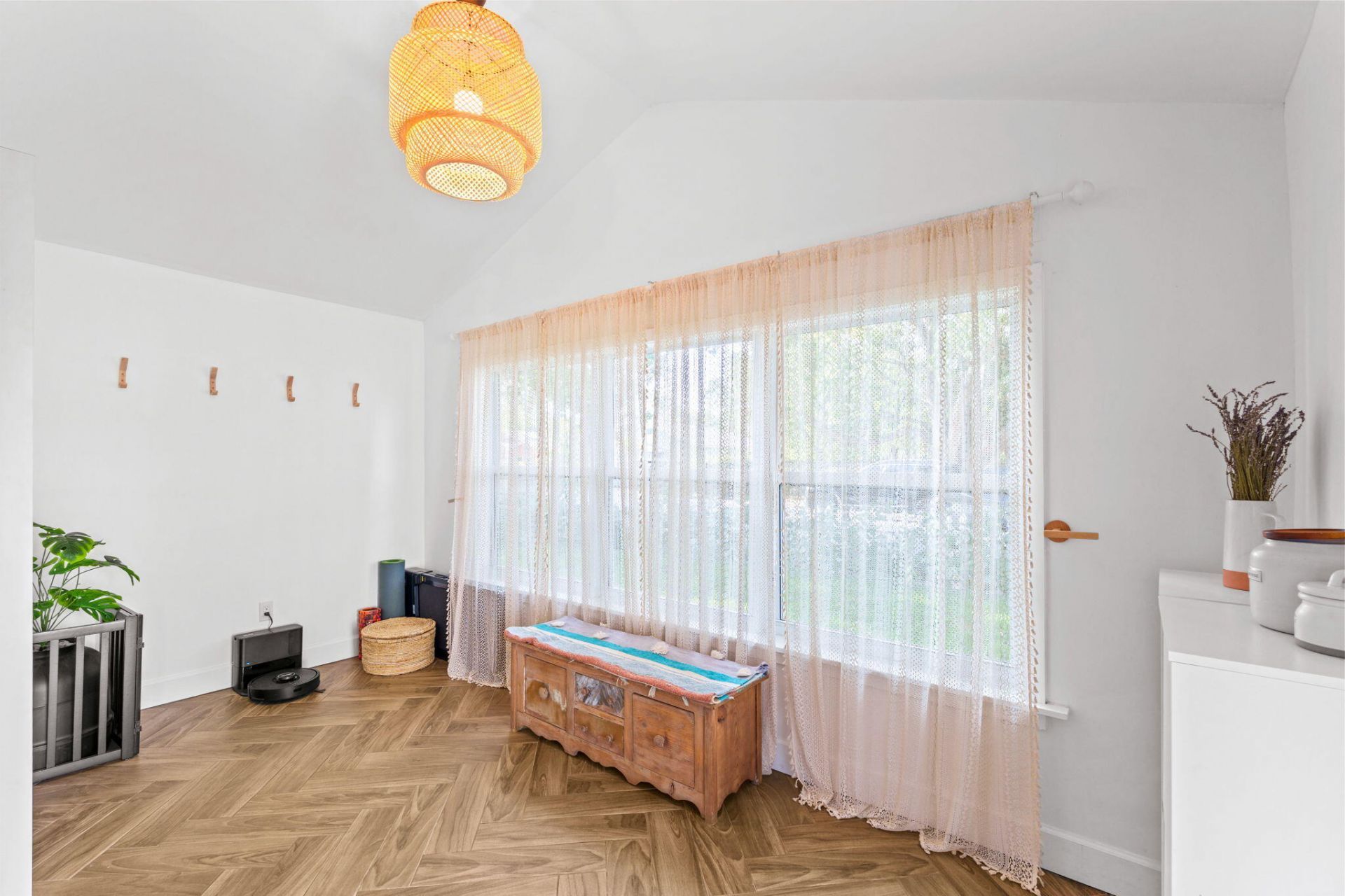 527 50th Street, West Palm Beach, FL 33407 Photo