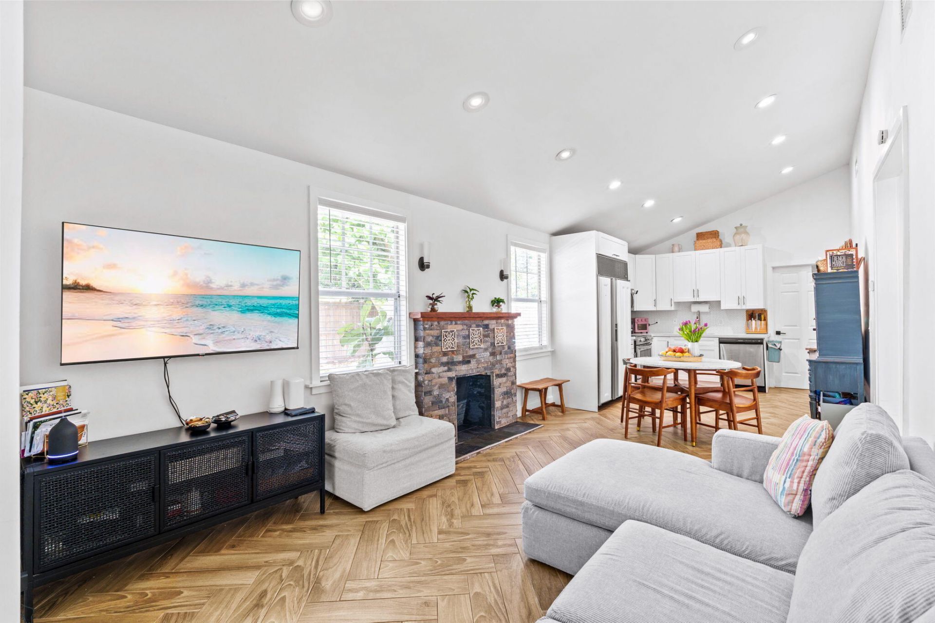 527 50th Street, West Palm Beach, FL 33407 Photo