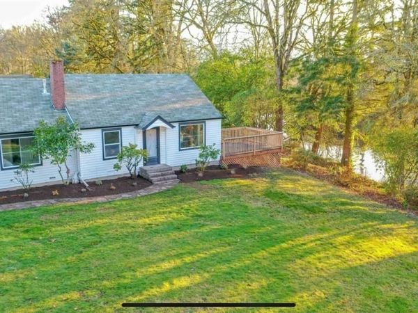 2340 SW Queen Av, Albany, OR 97321