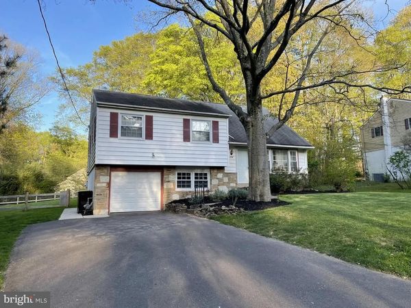204 DORSET WAY , CHALFONT, PA 18914