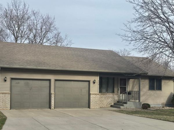 614 11th Street N, Mountain Lake, MN 56159