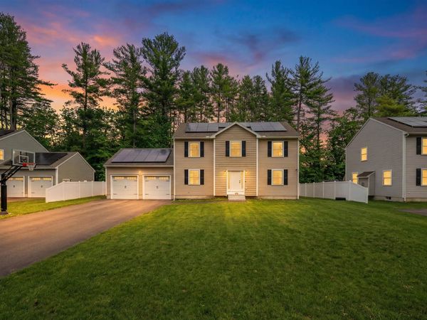 4 Lorelai Way, Nashua, NH 03062