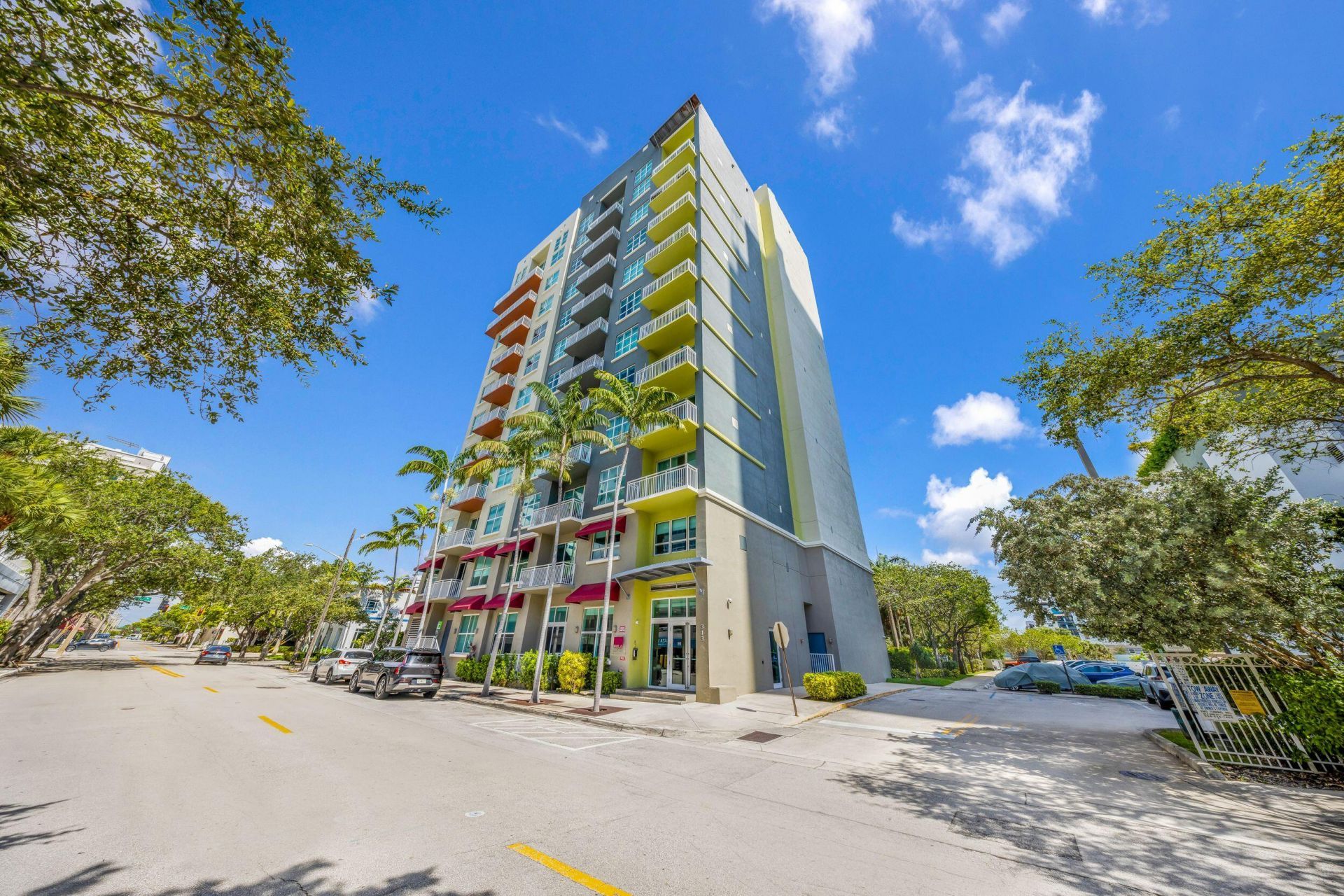 313 NE 2nd Street, Unit 602, Fort Lauderdale, FL 33301 Photo