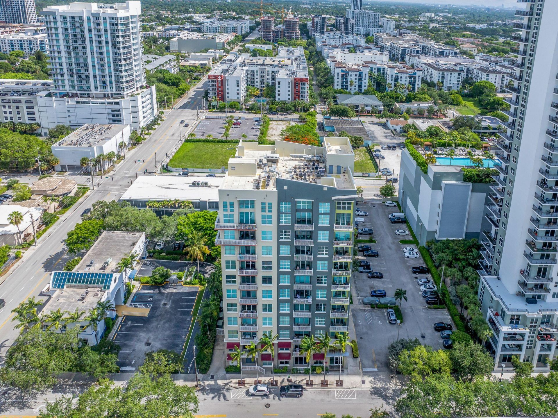 313 NE 2nd Street, Unit 602, Fort Lauderdale, FL 33301 Photo