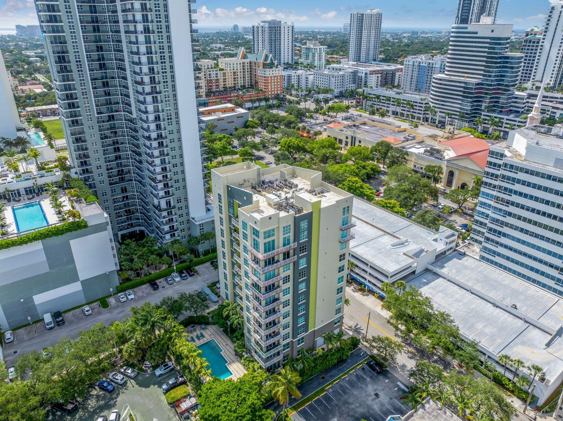 313 NE 2nd Street, Unit 602, Fort Lauderdale, FL 33301 Photo