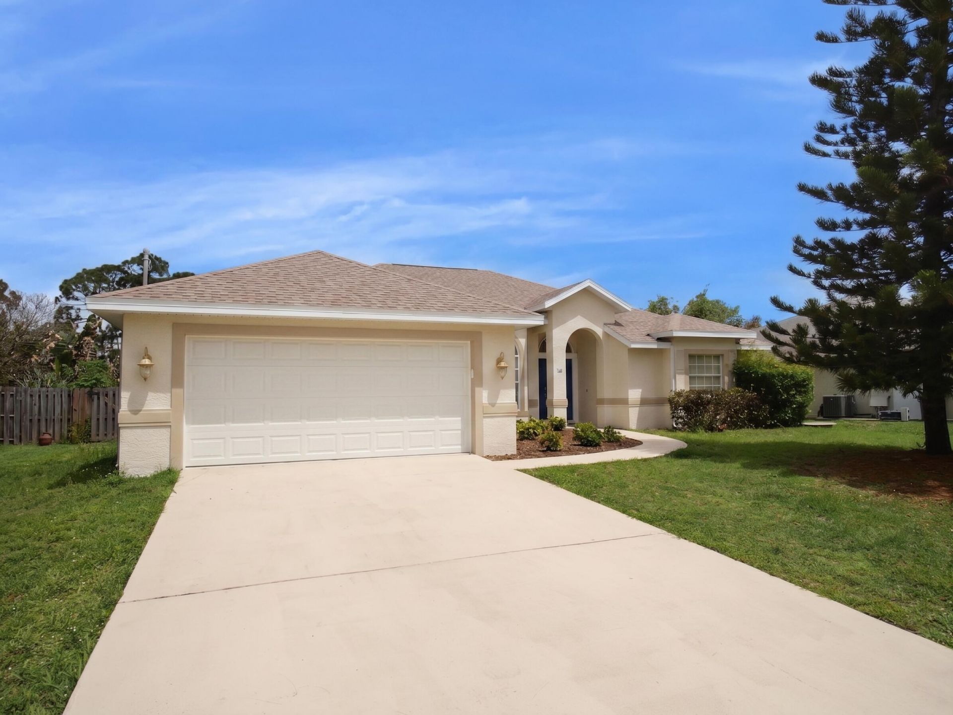 1881 SW Buttercup Avenue, Port Saint Lucie, FL 34953 Photo