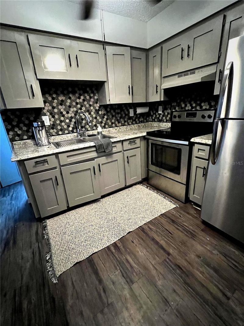 522 Rosery Road Nw, Largo, FL 33770 Photo