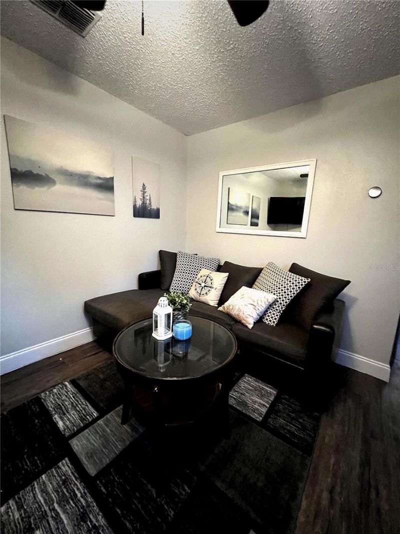 522 Rosery Road Nw, Largo, FL 33770 Photo