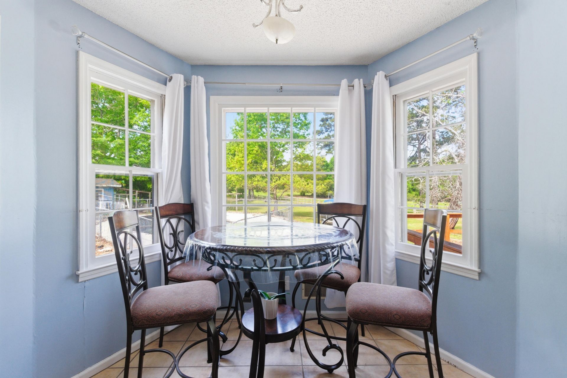 658 Tee Vee Road Photo 10