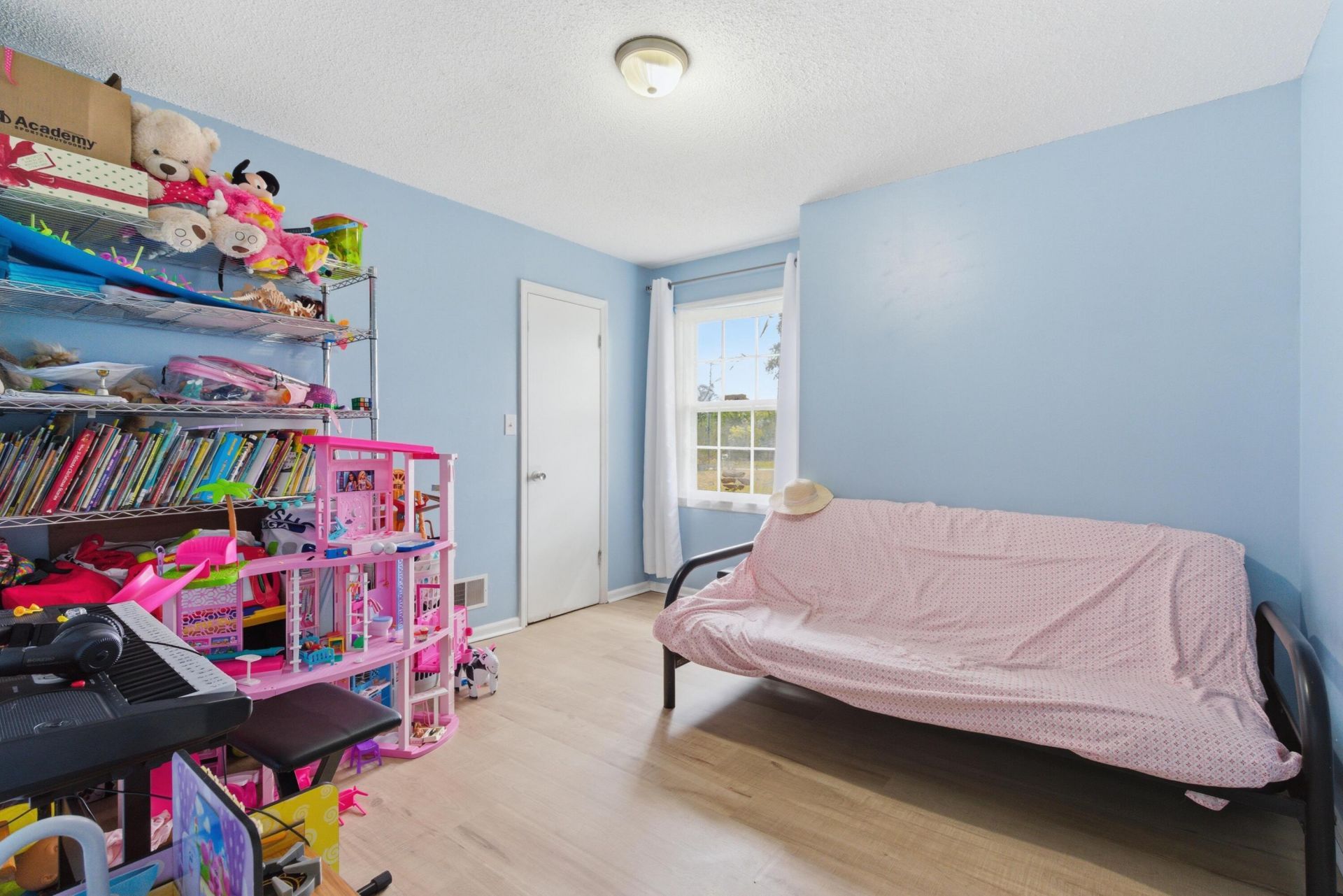 658 Tee Vee Road Photo 15