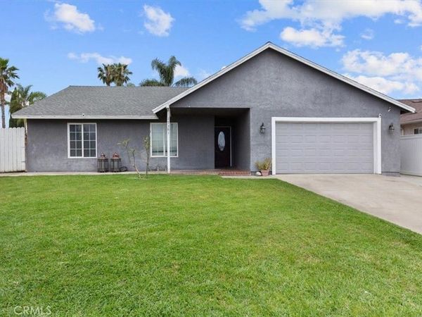 17381 Seville Court, Fontana, CA 92335