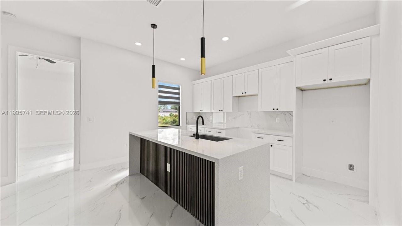 766 Roma Ave S, Lehigh Acres, FL 33974 Photo