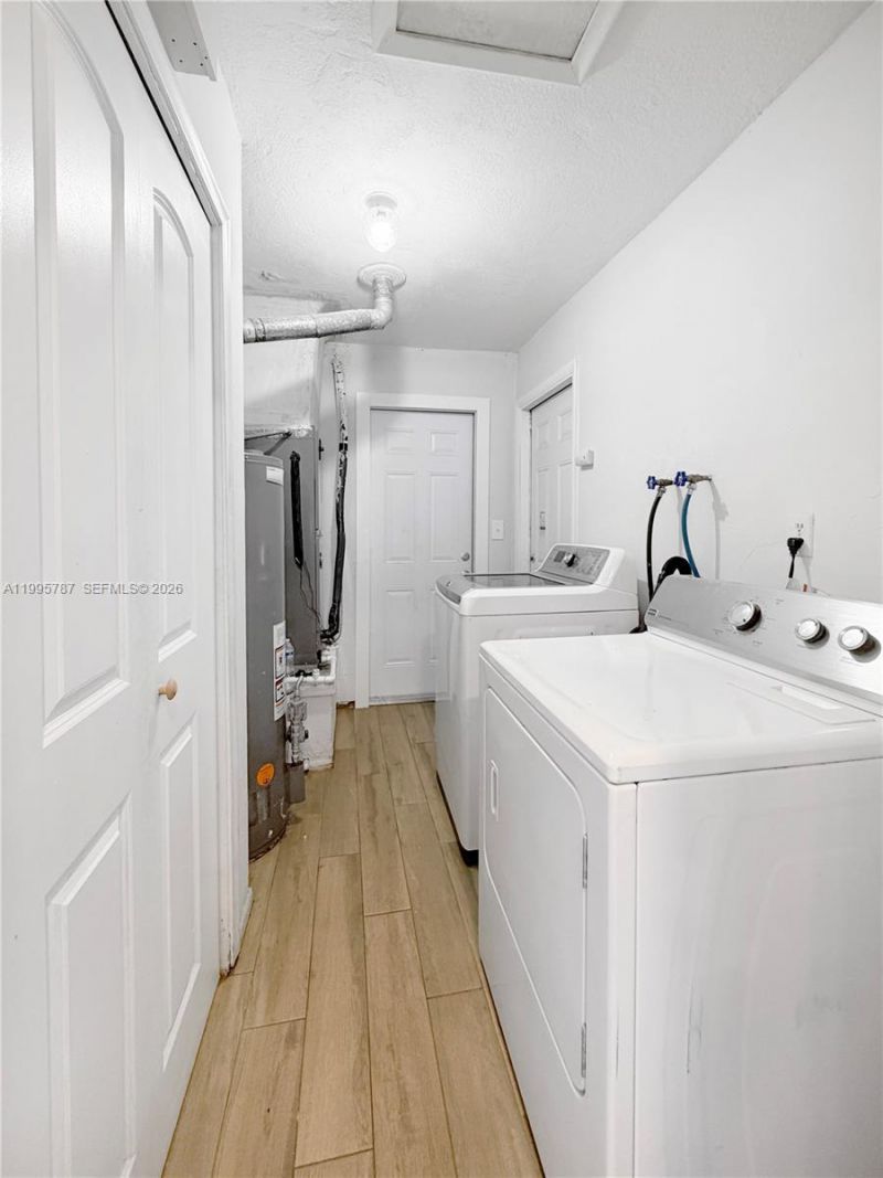 6331 SW 35th St, Miramar, FL 33023 Photo