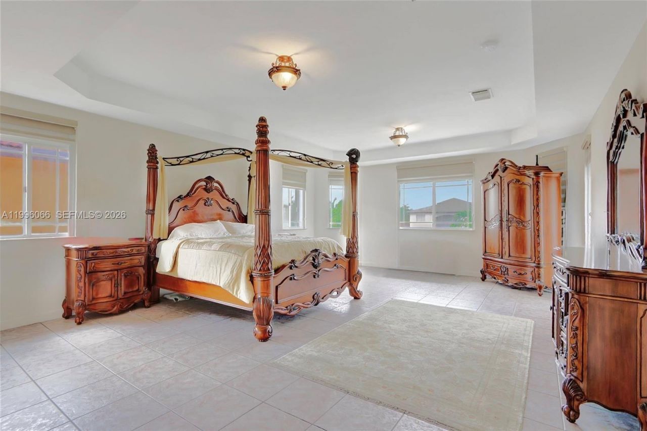 6502 SW 162nd Ct , Miami, FL 33193 Photo