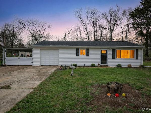 3153 Crystal Circle Drive, High Ridge, MO 63049