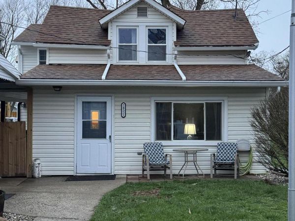 24521 Maple Street, Stony Ridge, OH 43463