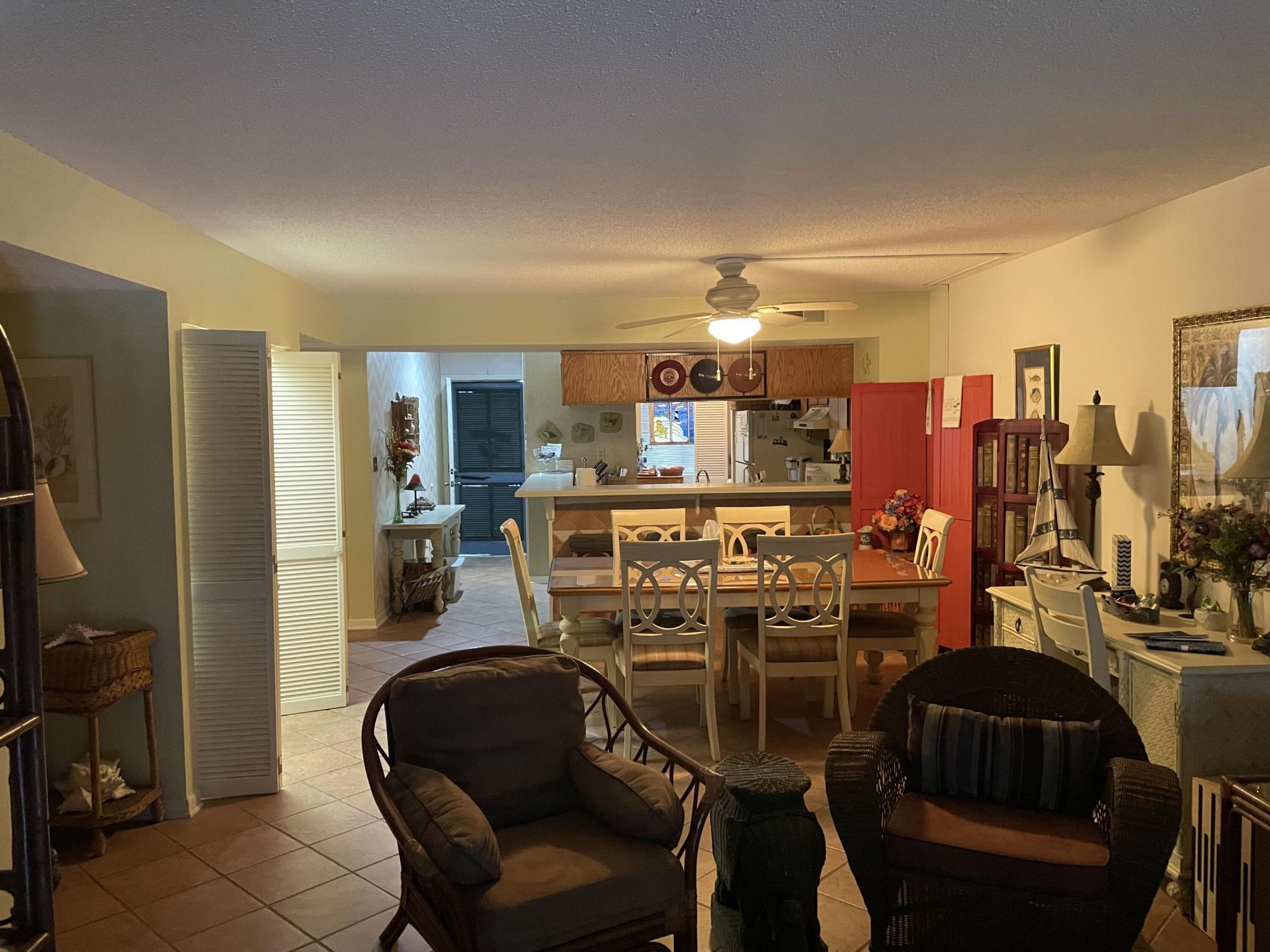 250 Maison Drive Photo 14